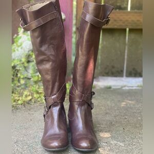 Miz Mooz Brown Boots with Equestrian Style EUC